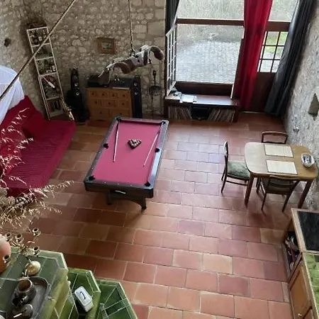 Vignes - Où Le Calm Apaise L'âme * Cazes-Mondenard